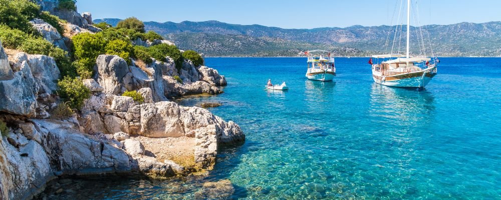 Vallarta Boat Tours Explained: Activities, Routes, and Experiences